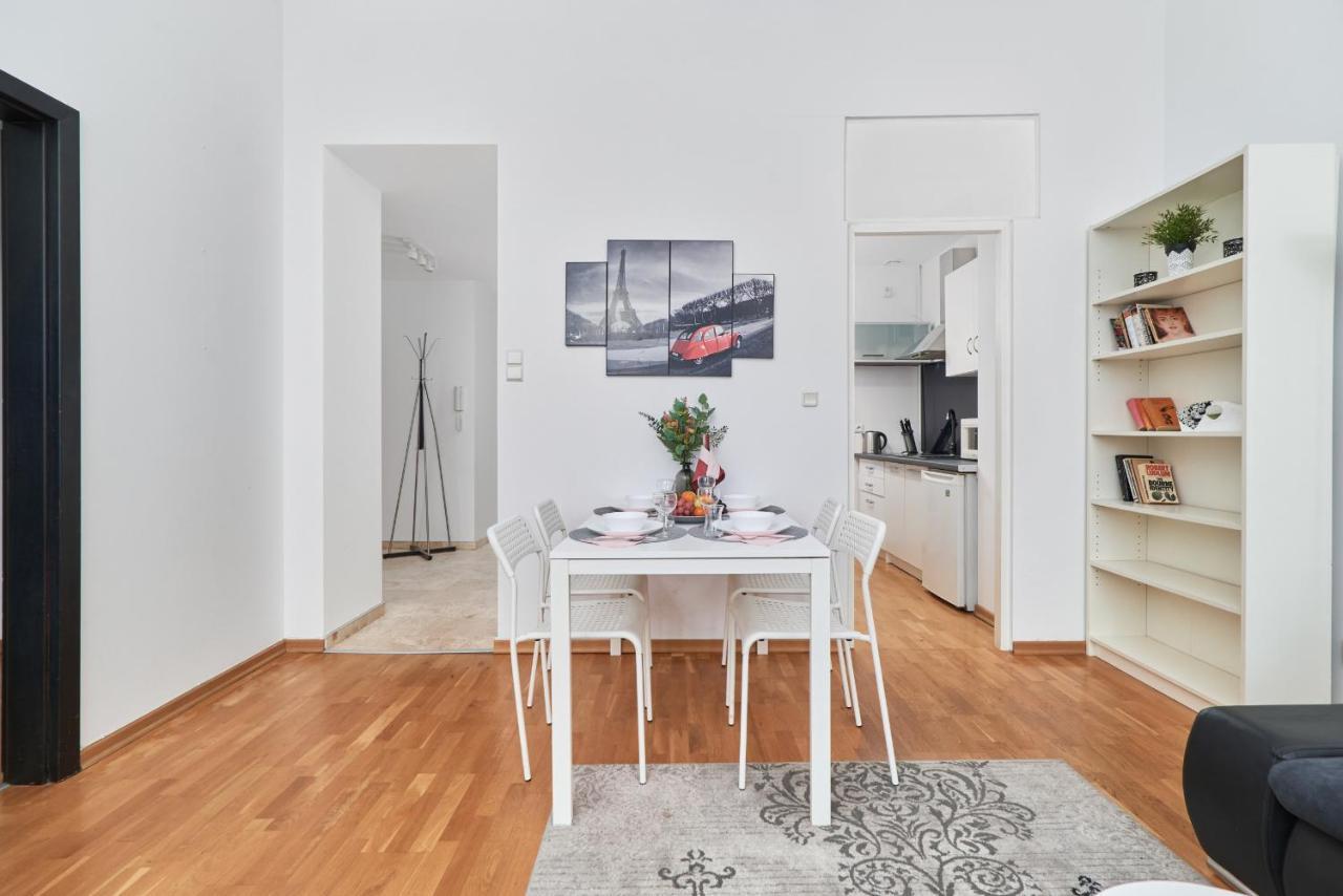 Rynek Apartment The Heart Of The City By Noclegi Renters Wrocław Exterior foto