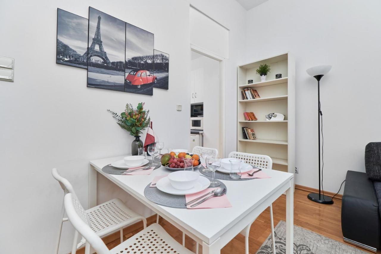 Rynek Apartment The Heart Of The City By Noclegi Renters Wrocław Exterior foto